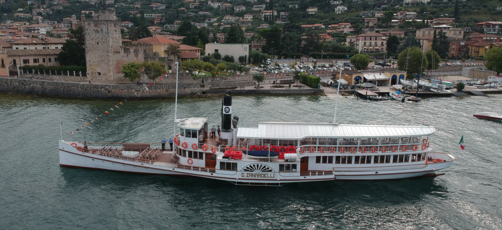 Lago di Garda, battelli e piroscafi riprendono il servizio: “Completata la manutenzione sulle 28 navi e i pontili”